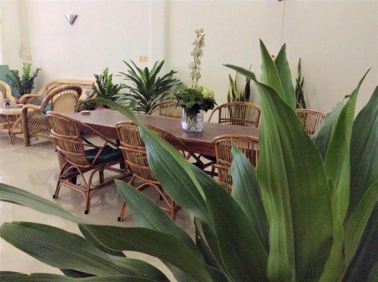 Dutch Hosted B&B, ABC Phnom Penh Exterior foto