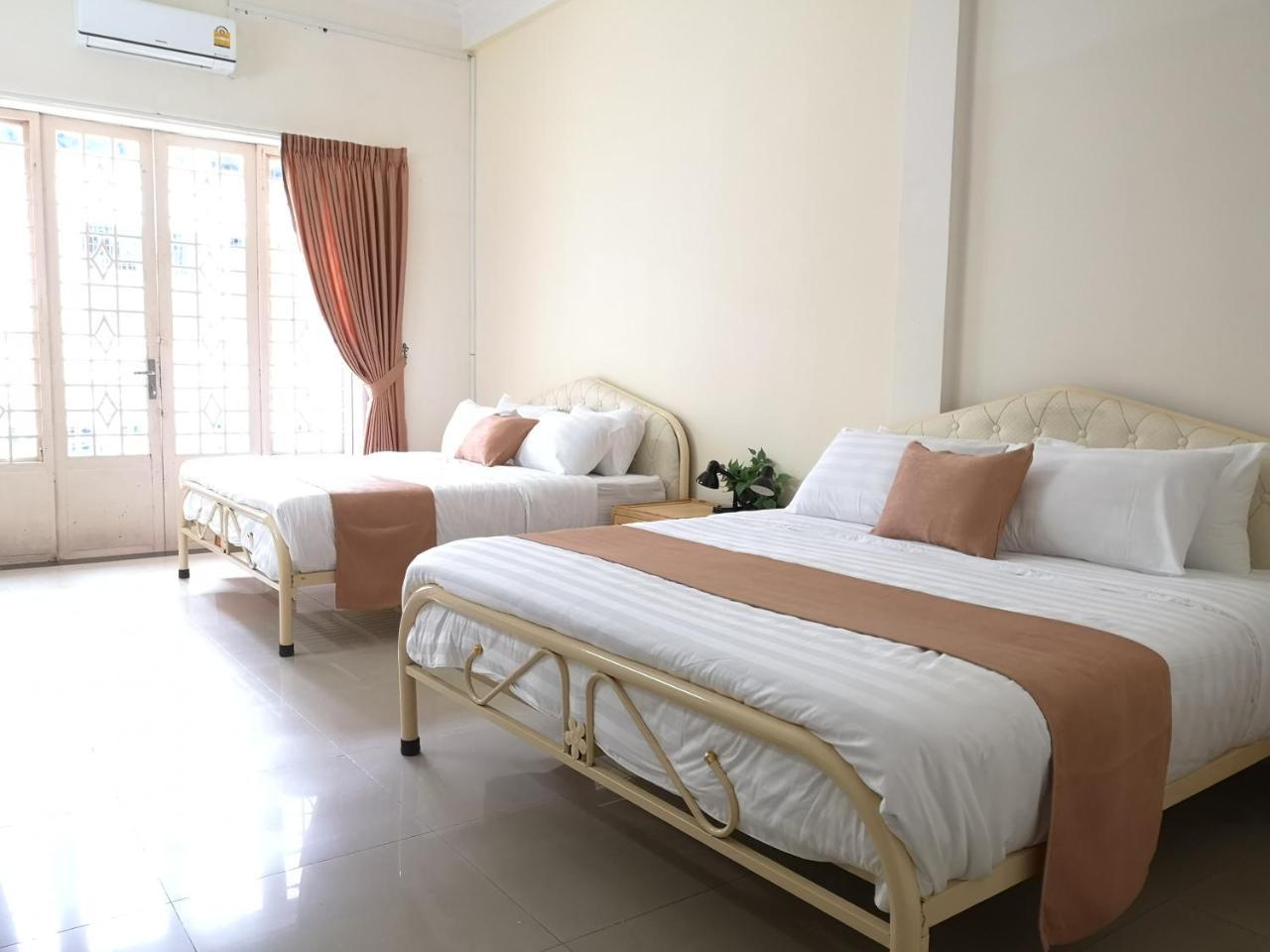 Dutch Hosted B&B, ABC Phnom Penh Exterior foto