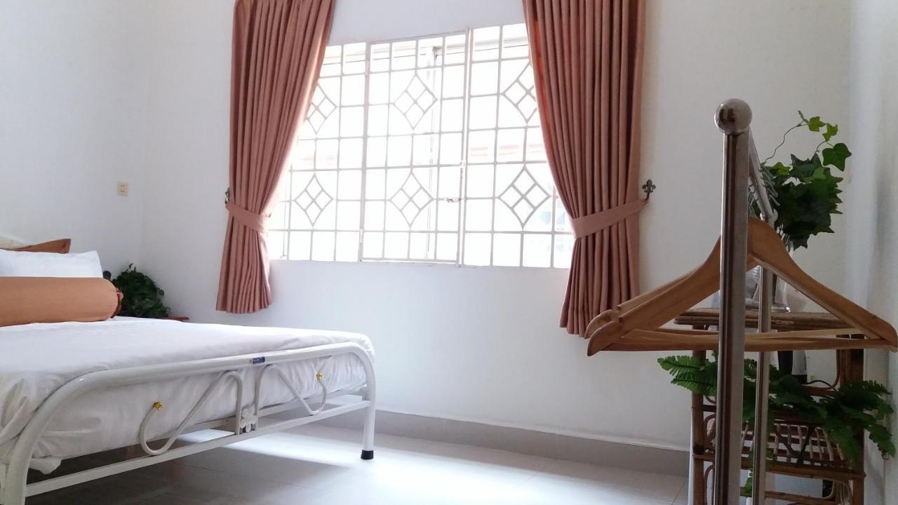 Dutch Hosted B&B, ABC Phnom Penh Exterior foto